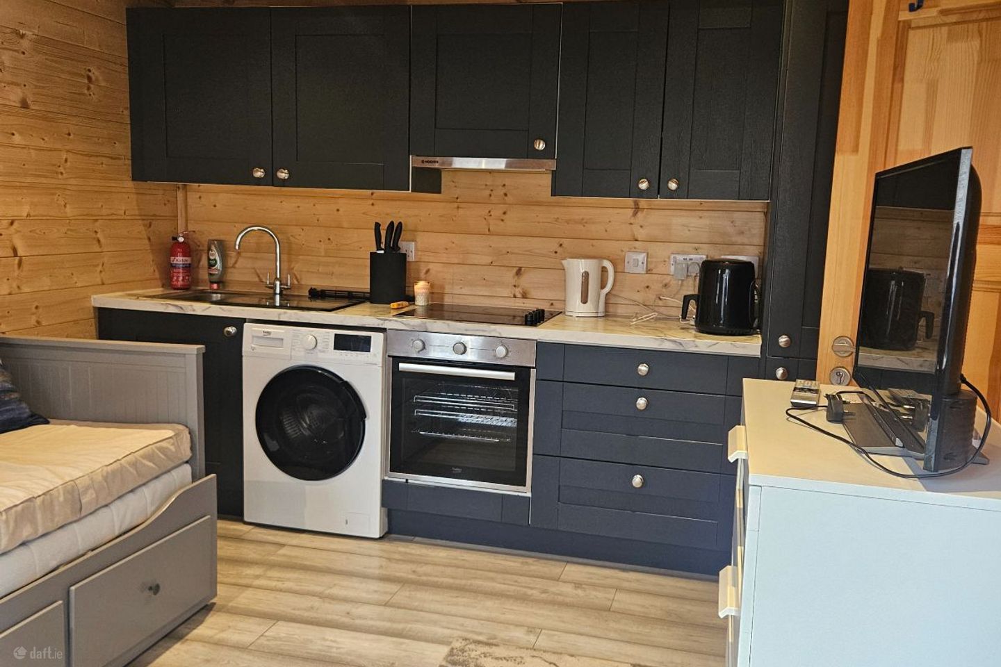Watergate,Dublin 24, Oldbawn, Dublin 24 is for rent on Daft.ie - photo 10 of 17