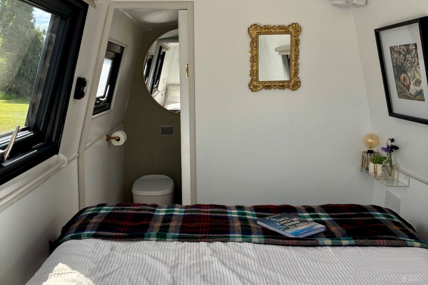 on water, grand canal dock, Kilmeage, Co. Kildare is for rent on Daft.ie - photo 21 of 21