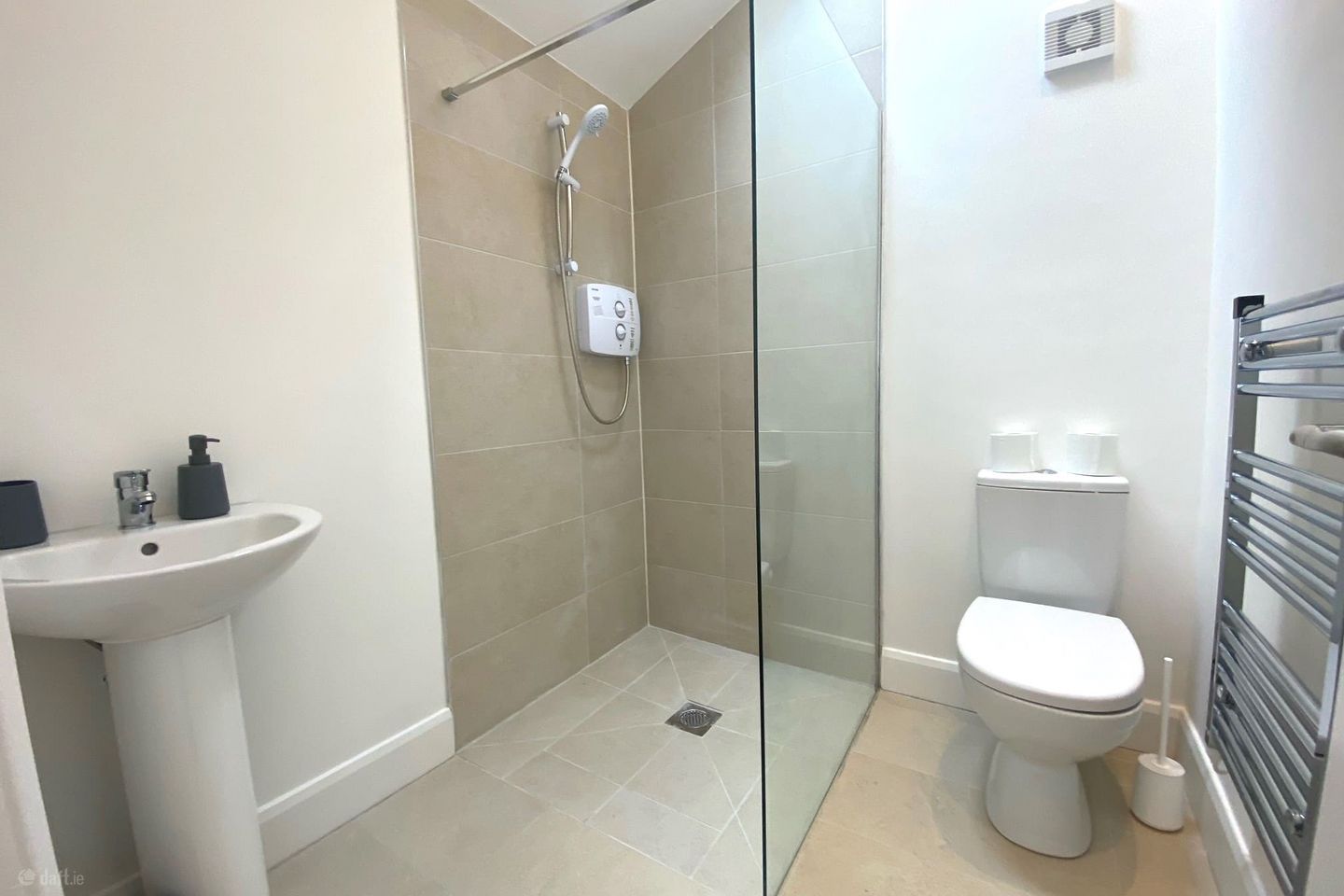 Dunsoghly Green, Finglas, Dublin 11 is for rent on Daft.ie - photo 6 of 6