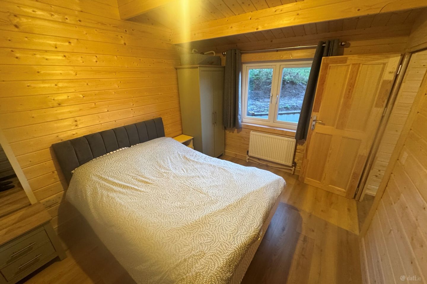 Rosewell Lodge, Belvelly, Cobh, Co. Cork is for rent on Daft.ie - photo 5 of 8