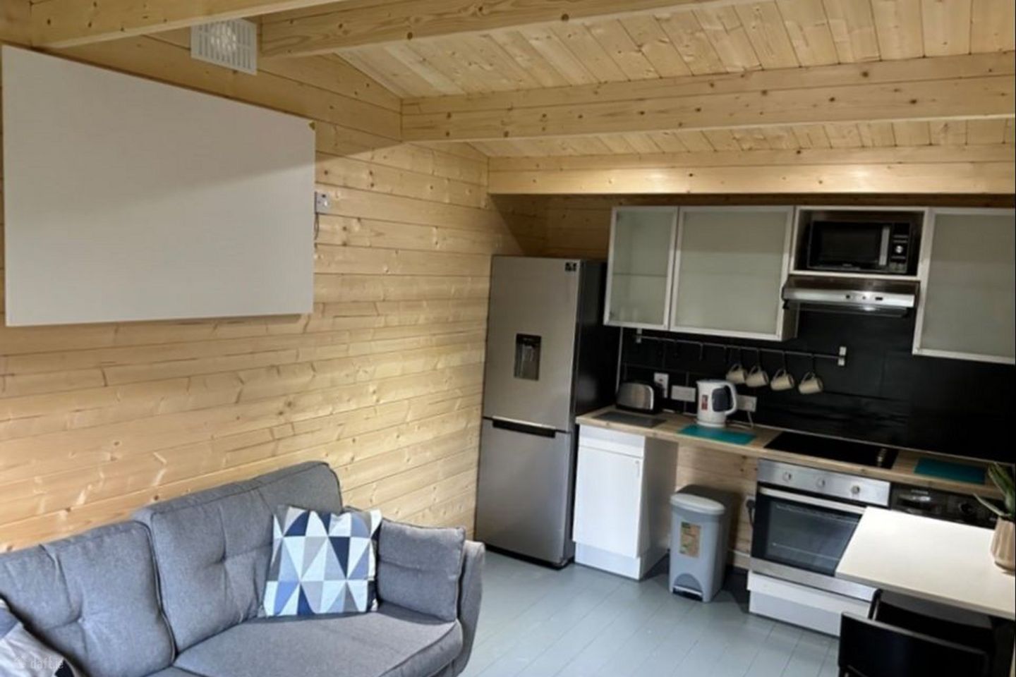 Askinraw Lane, Suncroft, Co. Kildare is for rent on Daft.ie - photo 7 of 8