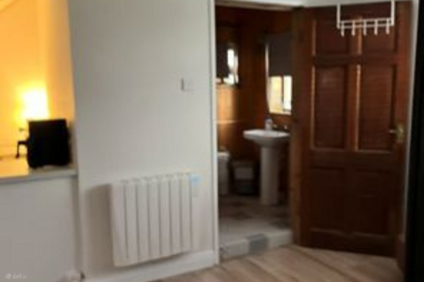 Myrtle Hill, Ballygarvan, Co. Cork is for rent on Daft.ie - photo 5 of 9