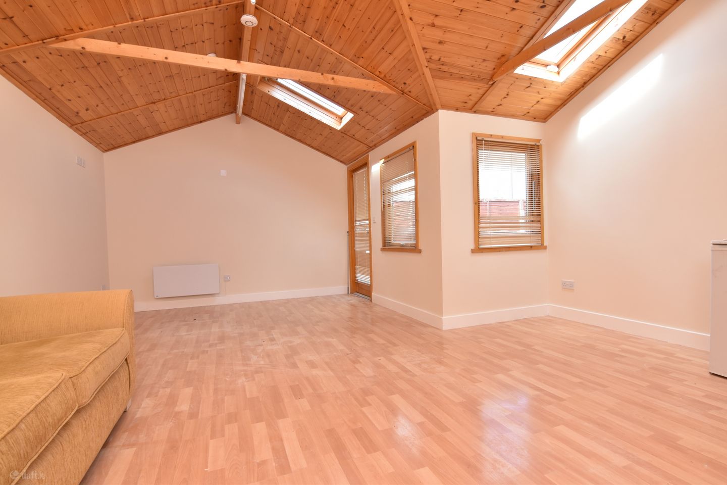 Colthurst Road, Lucan, Co. Dublin is for rent on Daft.ie - photo 2 of 4